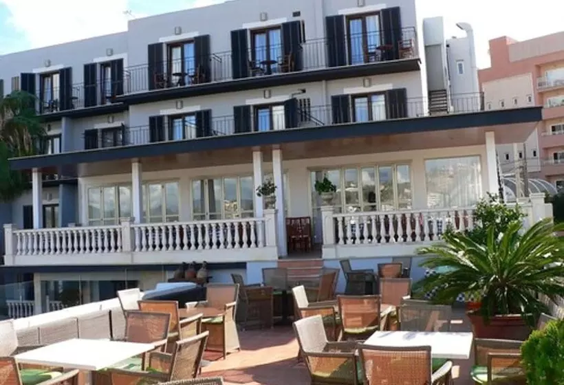 هتل Navia Santa Ponsa - Adults Only