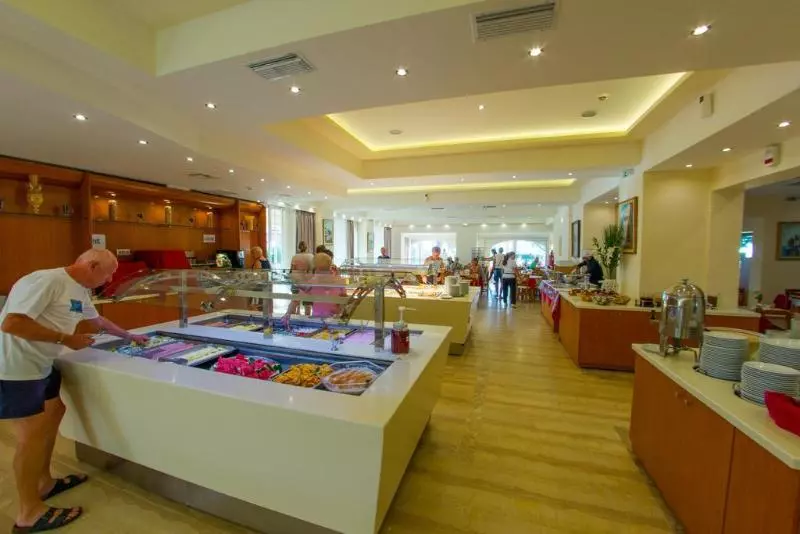 هتل Poseidon Beach