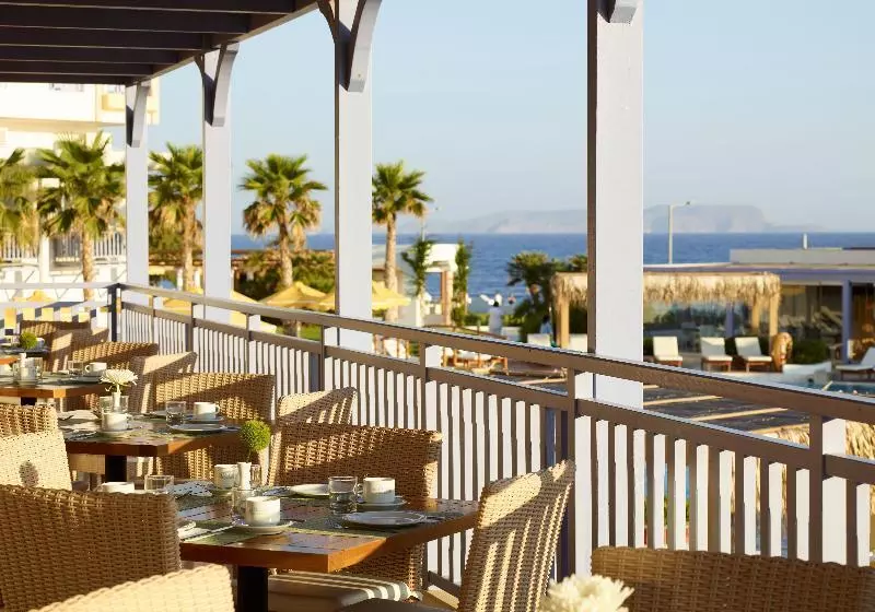 Отель Serita Beach