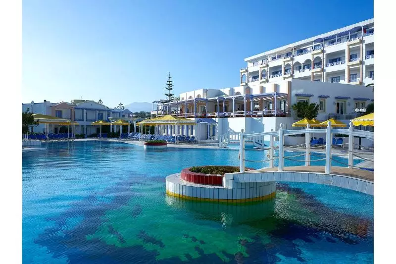 Отель Serita Beach