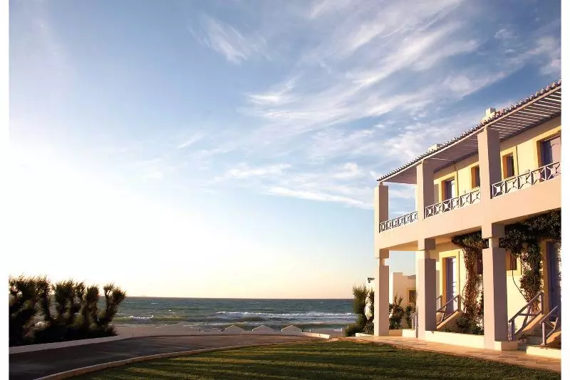 Отель Serita Beach