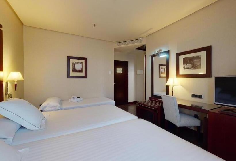 هتل Valencia Center