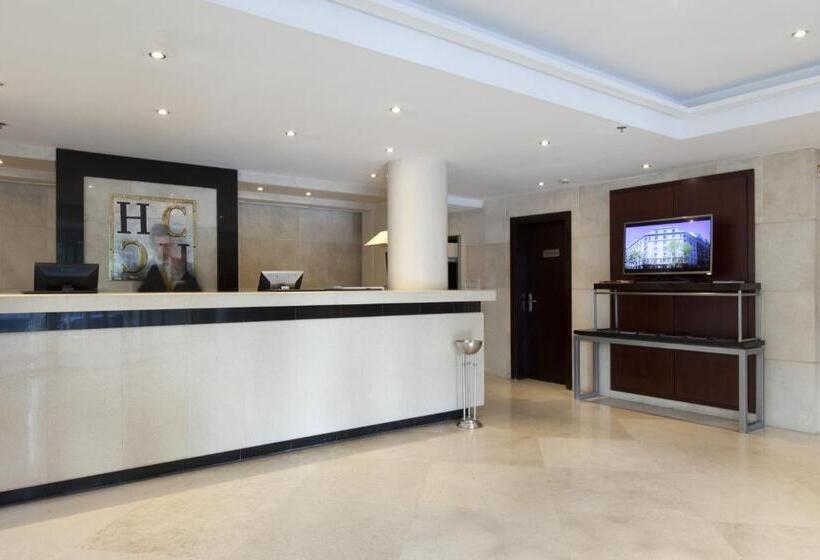 هتل Valencia Center