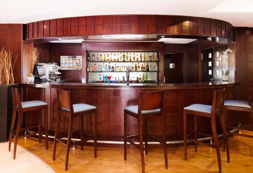 هتل Valencia Center