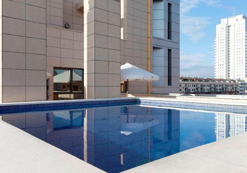 هتل Valencia Center