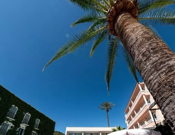 فندق Venecia Paguera