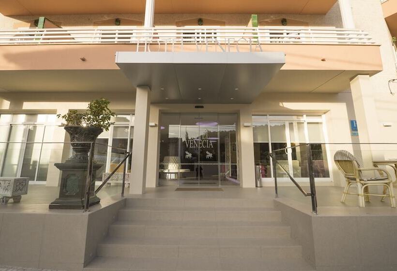 هتل Venecia Paguera