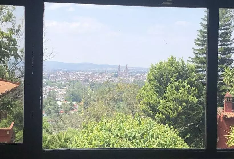 Villa San Jose Hotel & Suites