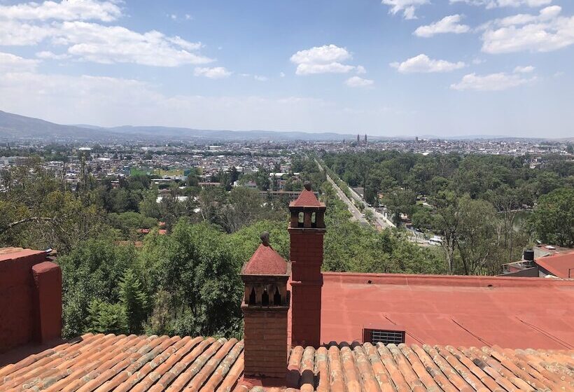 Villa San Jose Hotel & Suites