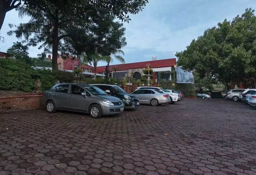 Villa San Jose Hotel & Suites