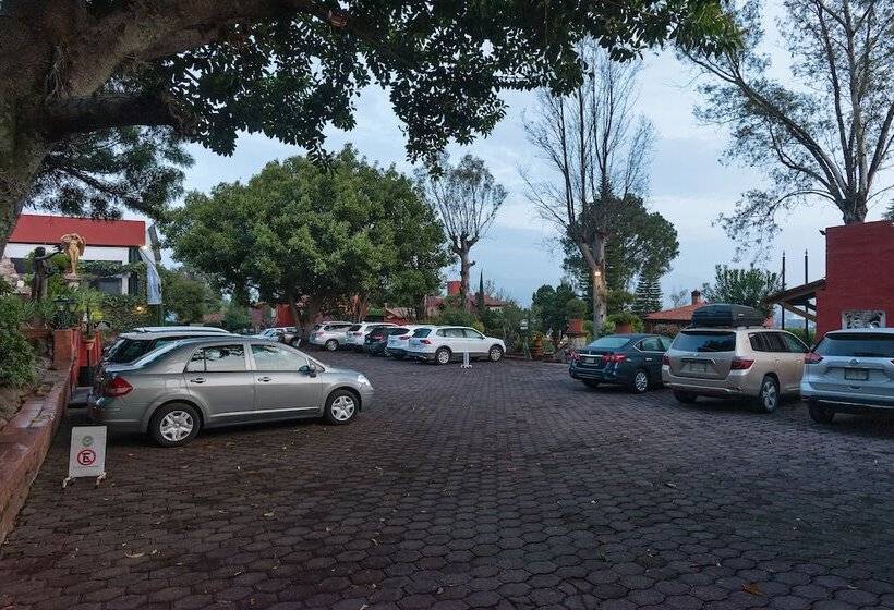 Villa San Jose Hotel & Suites