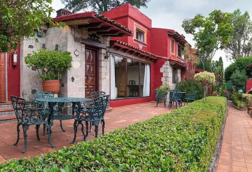 Villa San Jose Hotel & Suites