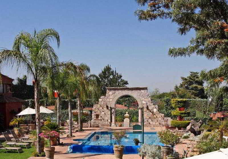 Villa San Jose Hotel & Suites