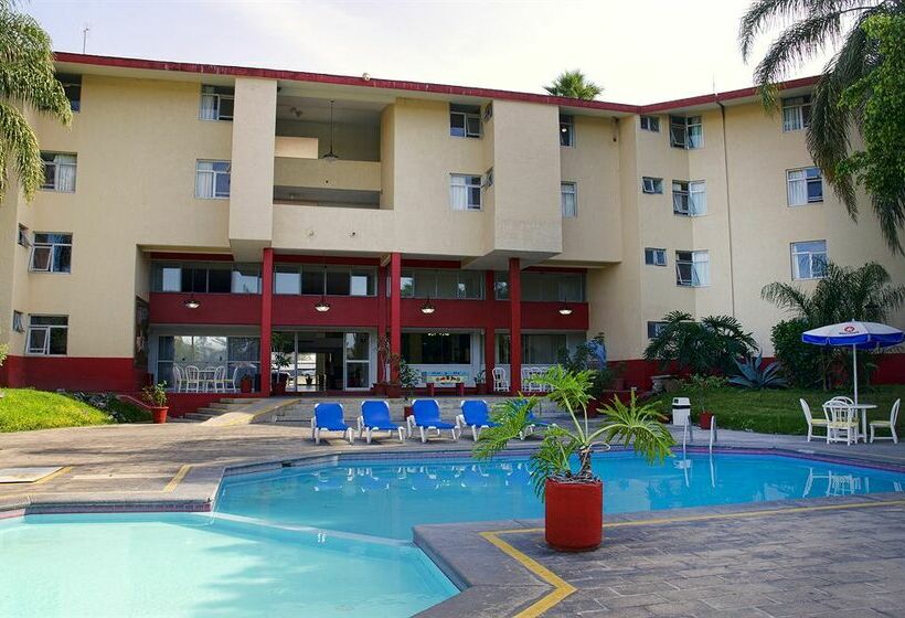 酒店 Vista Junior Terminal Guadalajara