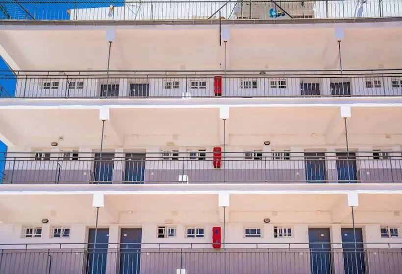 New Kensington Apartments Econotels