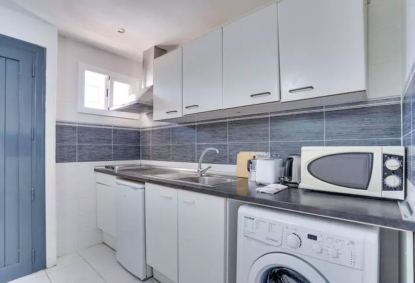 New Kensington Apartments Econotels