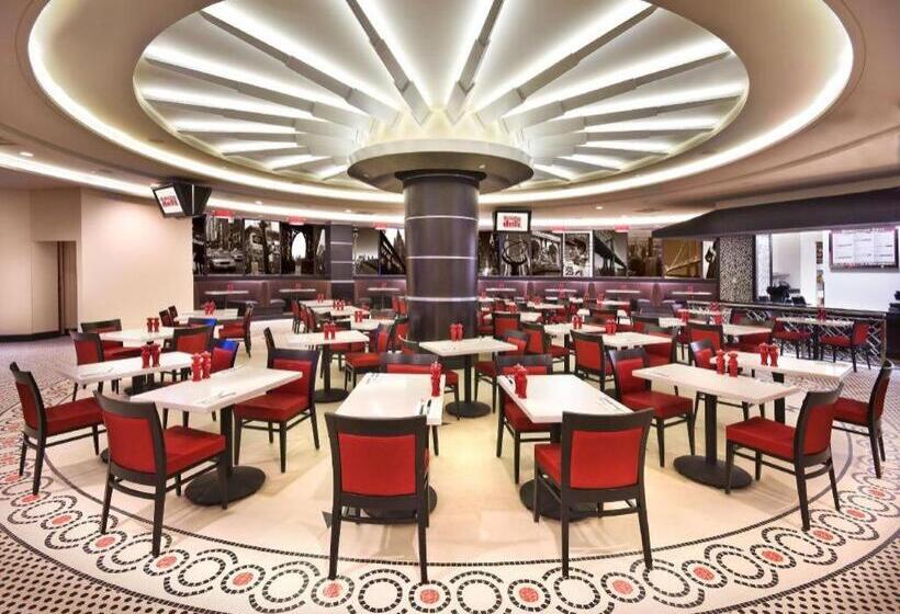 هتل Atlantis Casino Resort Spa