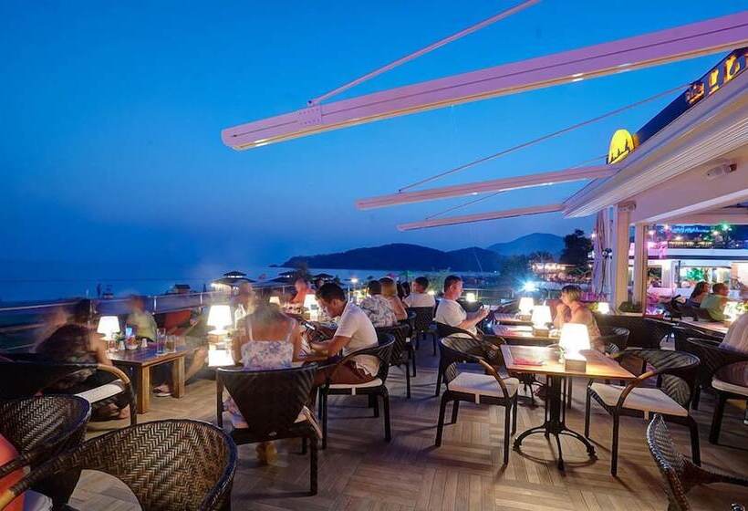 בית מלון כפרי Belcekiz Beach Club  All Inclusive