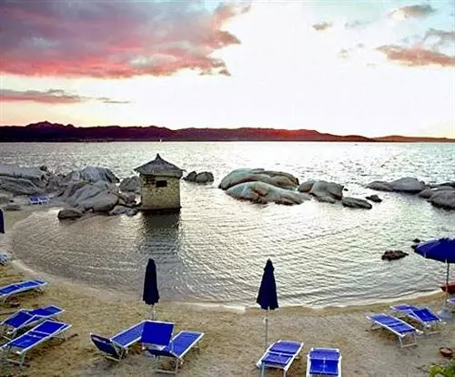 בית מלון כפרי Club Village Forte Cappellini