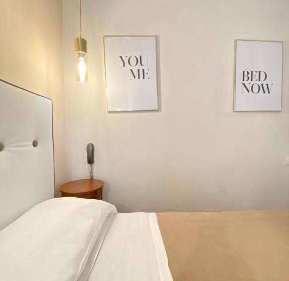 هتل Europeo Napoli