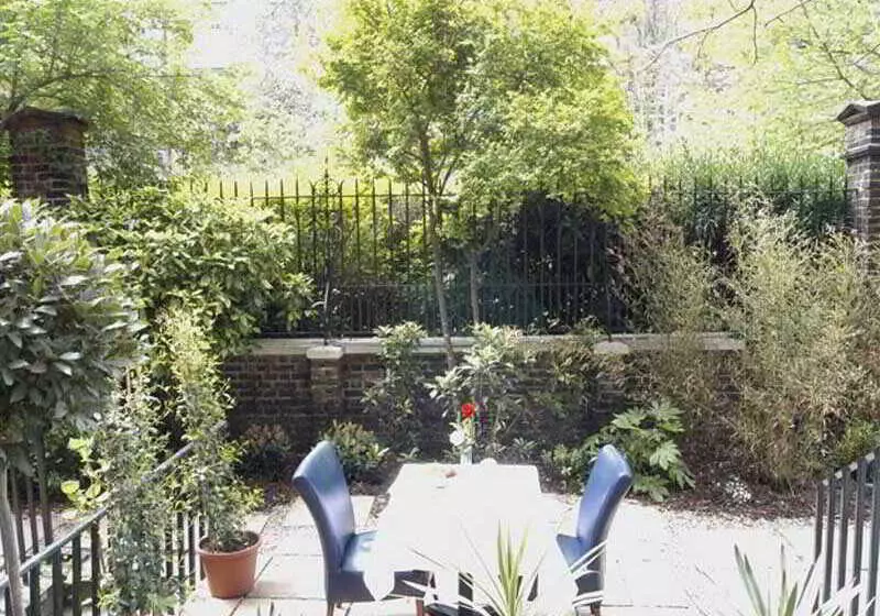 בית מלון כפרי Grange Portland