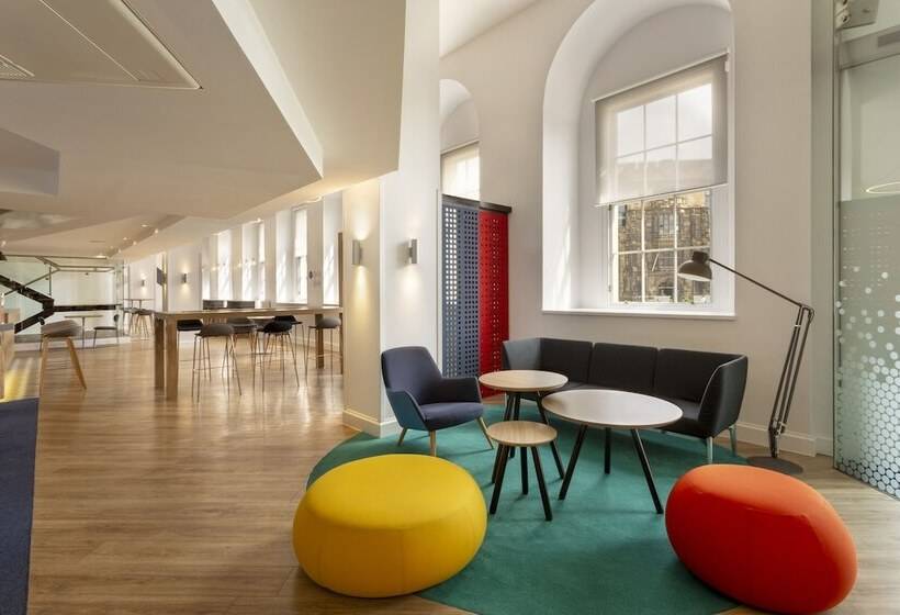هتل Holiday Inn Express Edinburgh City Centre, An Ihg