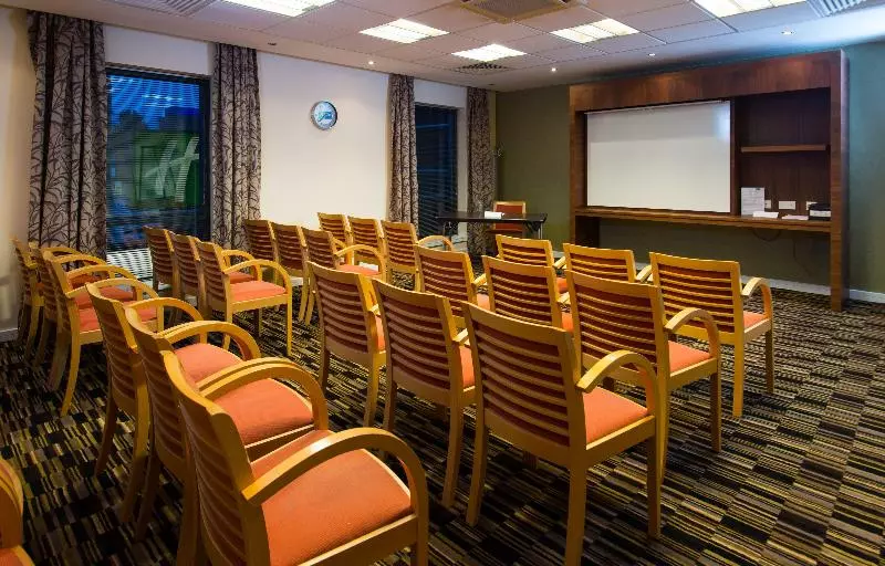 فندق Holiday Inn Express Stevenage, An Ihg
