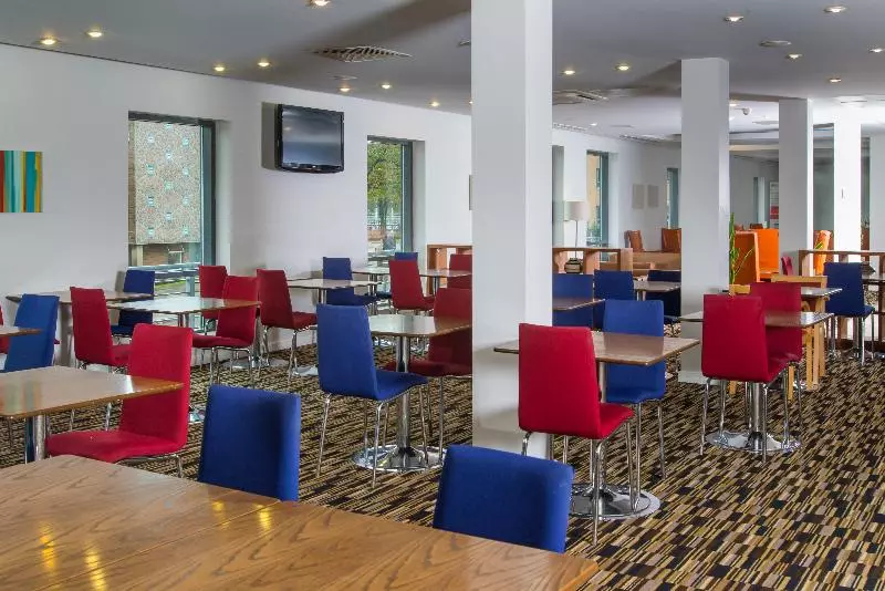 فندق Holiday Inn Express Stevenage, An Ihg