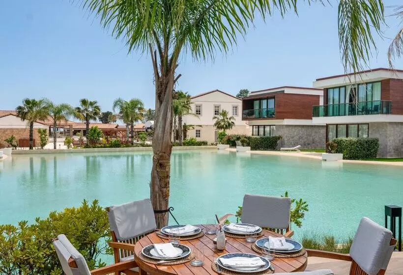 ホテル Rixos Premium Tekirova, The Land of Legends Access