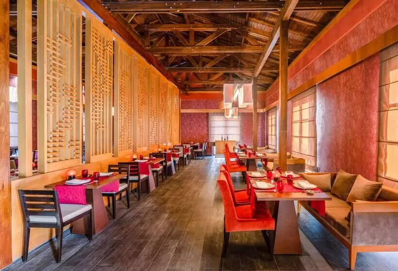 ホテル Rixos Premium Tekirova, The Land of Legends Access