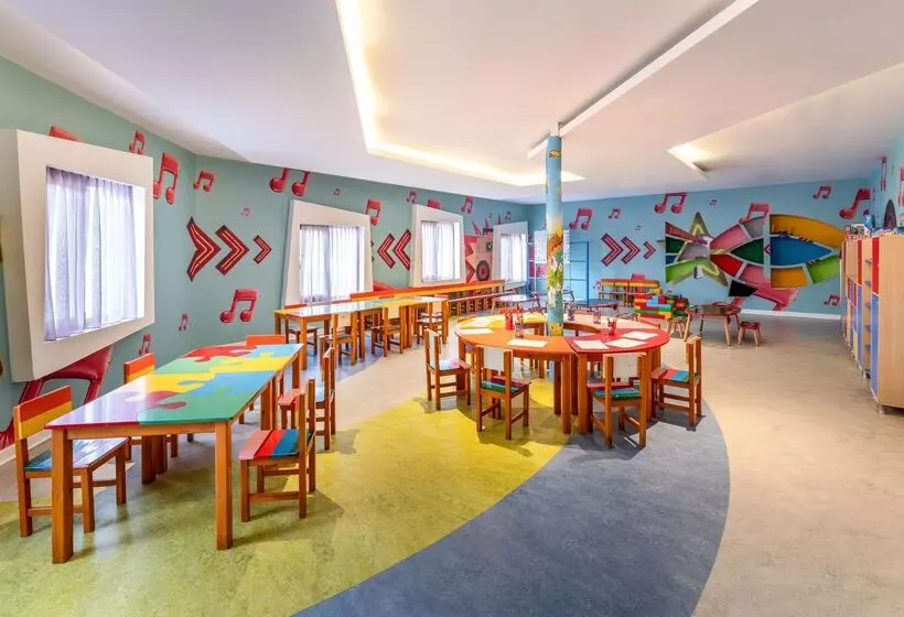 ホテル Rixos Premium Tekirova, The Land of Legends Access