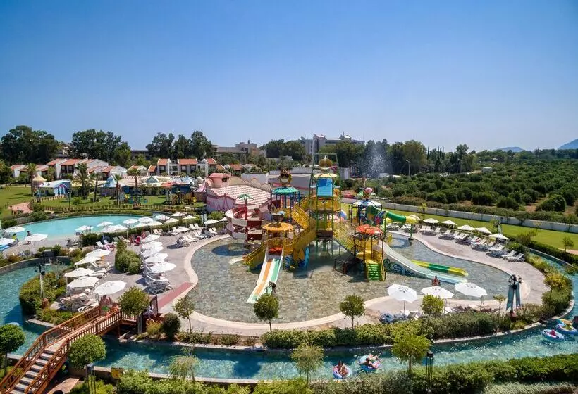 ホテル Rixos Premium Tekirova, The Land of Legends Access