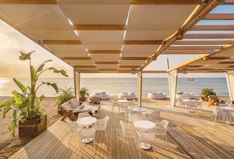 ホテル Rixos Premium Tekirova, The Land of Legends Access