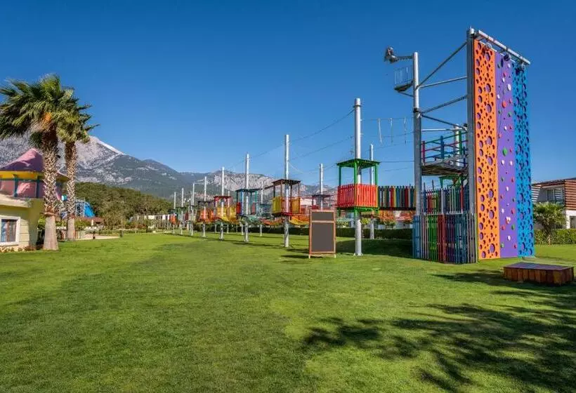 ホテル Rixos Premium Tekirova, The Land of Legends Access