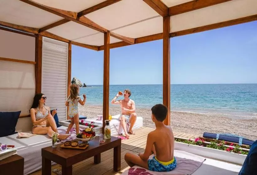 ホテル Rixos Premium Tekirova, The Land of Legends Access