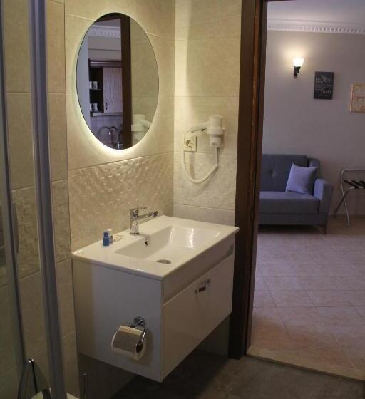 בית מלון כפרי Rosy Suites