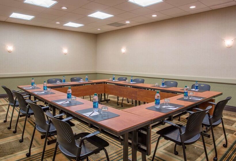 هتل Sonesta Miami Airport