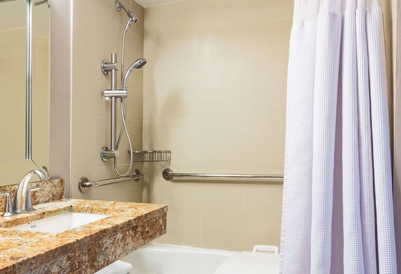 هتل Sonesta Miami Airport