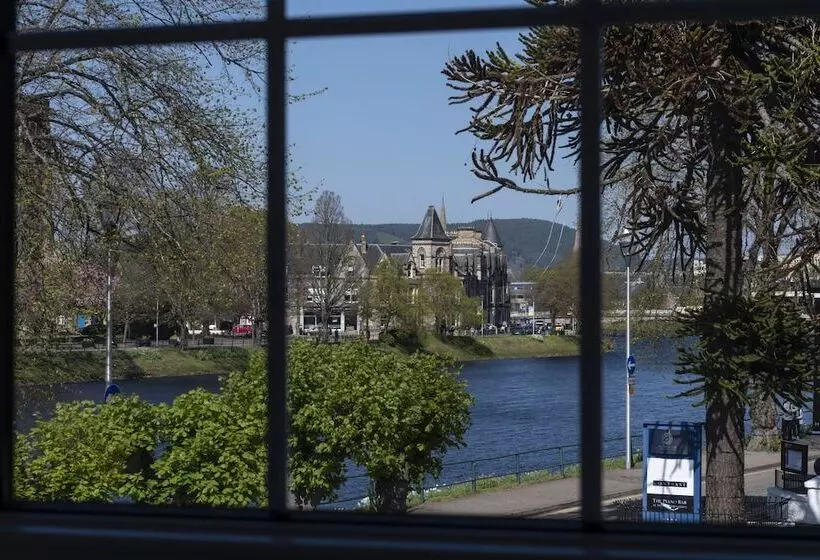 Отель The Glenmoriston Townhouse