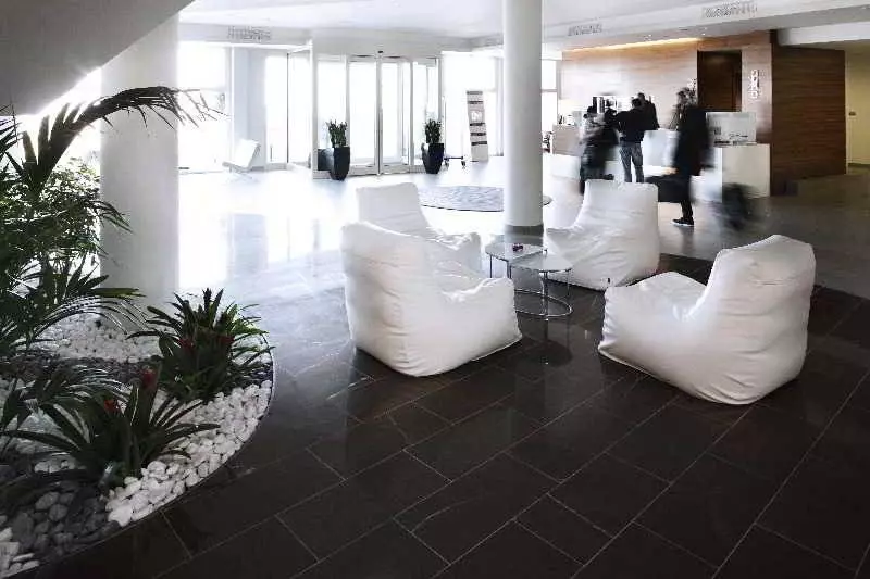 Yes Hotel Touring & Spa