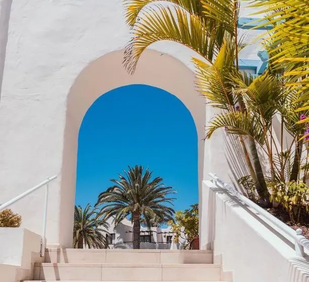 リゾートホテル Alua Suites Fuerteventura - All Inclusive