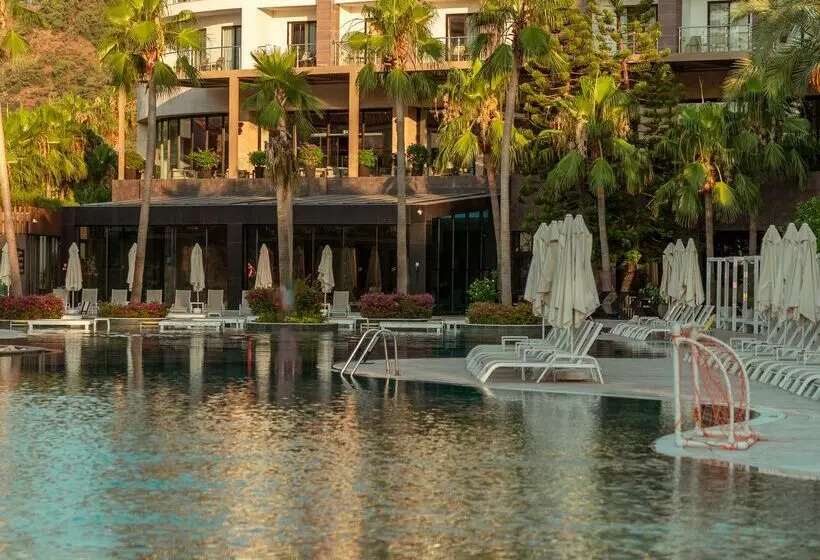 Doubletree By Hilton Antalya Kemer All Inclusive Resort