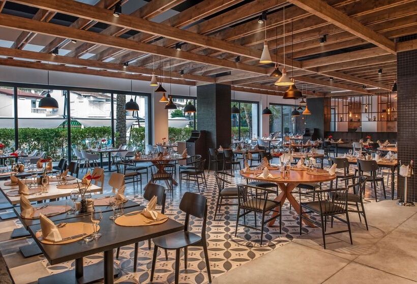 Doubletree By Hilton Antalya Kemer All Inclusive Resort