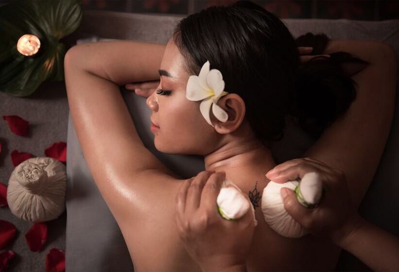 ホテル The Villa By Metta