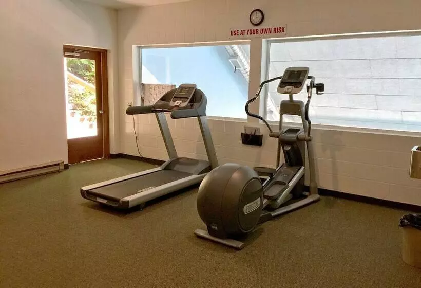 41sw   Sauna   Wifi   Fireplace   Sleeps 8