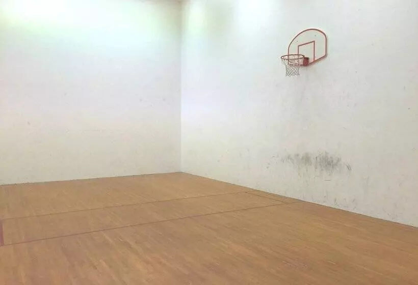 41sw   Sauna   Wifi   Fireplace   Sleeps 8