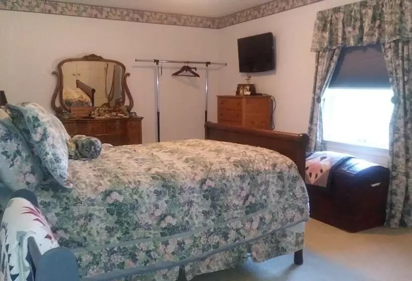 Aamiaismajoitus (B&B) Marvels On The Creek