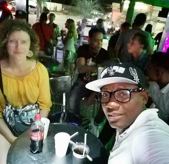 تختخواب و صبحانه Rolando Share Apart