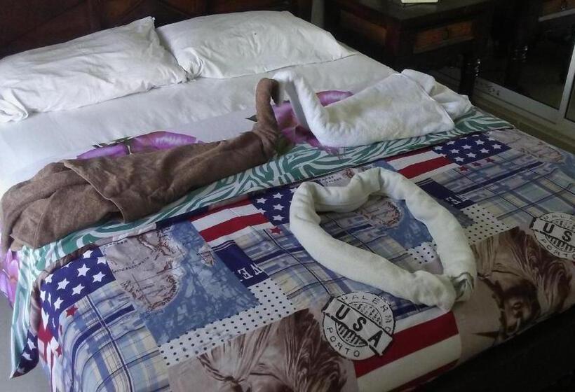 تختخواب و صبحانه Rolando Share Apart