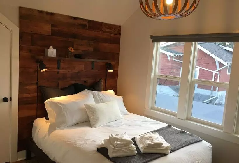 Aamiaismajoitus (B&B) The Alberta Petite